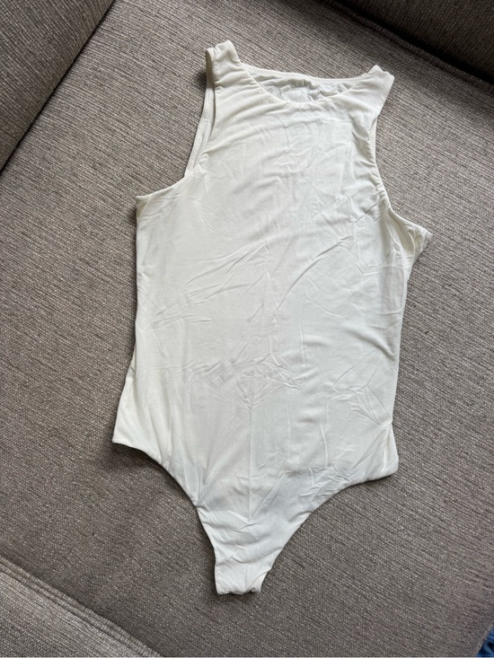 SKIMS Tops - SKIMS High Neck Bodysuit in Cream/White